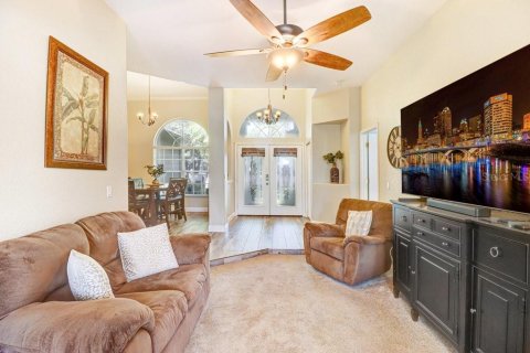 House in Valrico, Florida 4 bedrooms, 242.38 sq.m. № 2345092 - photo 30