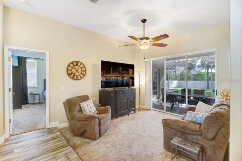 House in Valrico, Florida 4 bedrooms, 242.38 sq.m. № 2345092 - photo 28