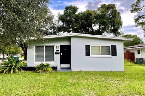 Casa en Winter Park, Florida 3 dormitorios, 99.22 m2 № 2296437