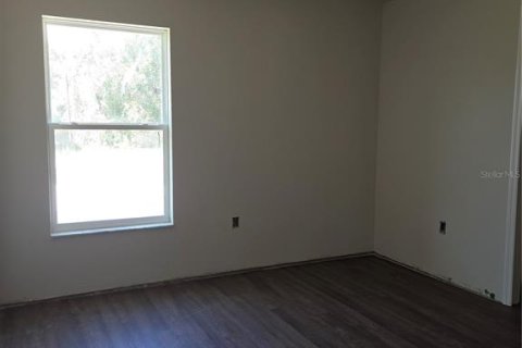 Casa en venta en Ocklawaha, Florida, 4 dormitorios, 145.11 m2 № 1918798 - foto 4