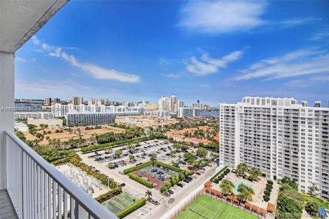 Купить кондоминиум в Авентура, Флорида 1 спальня, 99.03м2, № 1981188 - фото 16