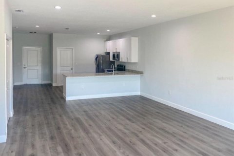Apartamento en alquiler en Port Charlotte, Florida, 3 dormitorios, 128.11 m2 № 1812741 - foto 2