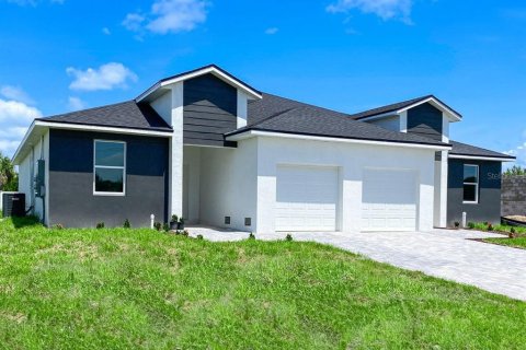 Apartamento en alquiler en Port Charlotte, Florida, 3 dormitorios, 128.11 m2 № 1812741 - foto 1