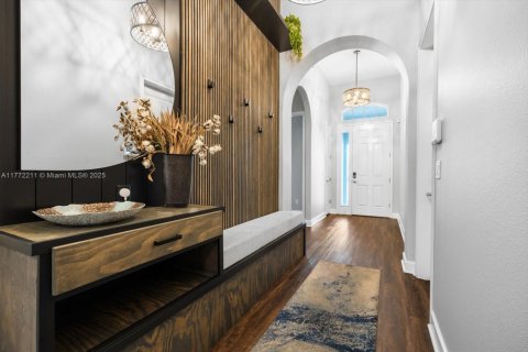 House in Port Orange, Florida 4 bedrooms, 210.52 sq.m. № 1623143 - photo 6