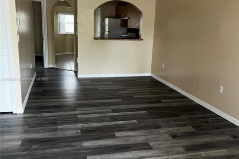 Condo in Homestead, Florida, 2 bedrooms  № 1830229 - photo 2