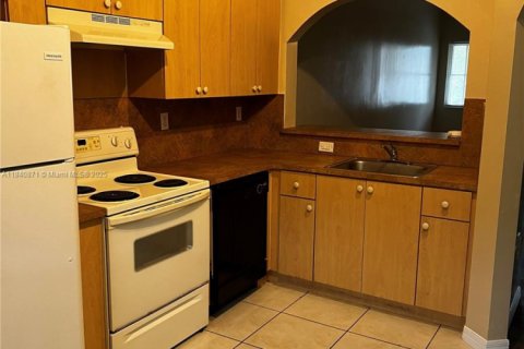 Condo in Homestead, Florida, 2 bedrooms  № 1830229 - photo 3