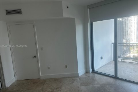 Condominio en alquiler en Miami, Florida, 3 dormitorios, 99.87 m2 № 2057321 - foto 19