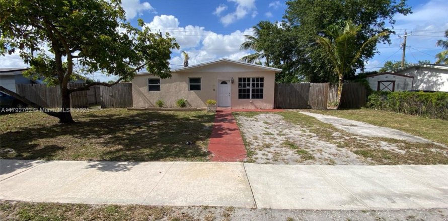 Casa en Miami, Florida 3 dormitorios, 114.46 m2 № 1665337