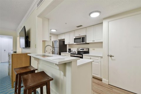 Condo in Palm Harbor, Florida, 2 bedrooms  № 1593599 - photo 16