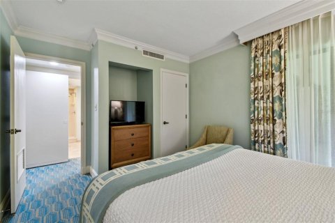 Condo in Palm Harbor, Florida, 2 bedrooms  № 1593599 - photo 27
