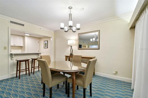Condo in Palm Harbor, Florida, 2 bedrooms  № 1593599 - photo 9