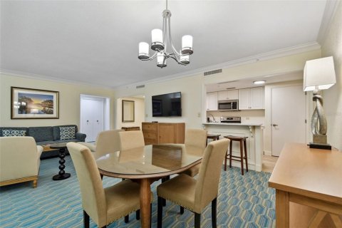 Condo in Palm Harbor, Florida, 2 bedrooms  № 1593599 - photo 8