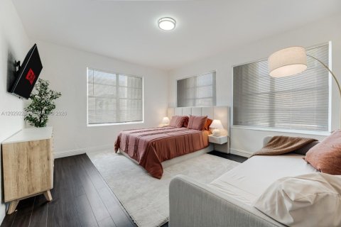 Apartamento en Miami, Florida 2 dormitorios № 2085982