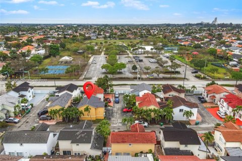 Купить виллу или дом в Майами, Флорида 3 спальни, 119.84м2, № 2047699 - фото 21