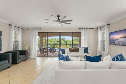 House in Four Corners, Florida 5 bedrooms, 383.41 sq.m. № 1815643 - photo 22