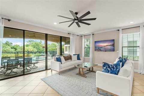 House in Four Corners, Florida 5 bedrooms, 383.41 sq.m. № 1815643 - photo 23