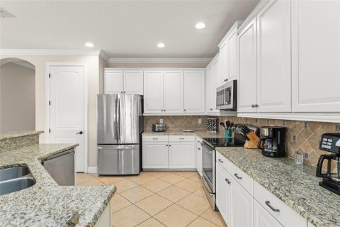 House in Four Corners, Florida 5 bedrooms, 383.41 sq.m. № 1815643 - photo 17