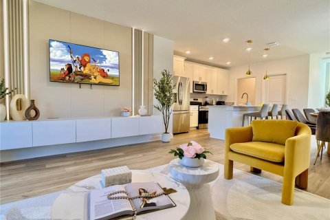 Casa en venta en Kissimmee, Florida, 5 dormitorios, 220.18 m2 № 2420164 - foto 13
