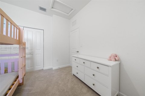 Townhouse in Florida City, Florida 4 bedrooms, 129.41 sq.m. № 2046702 - photo 27