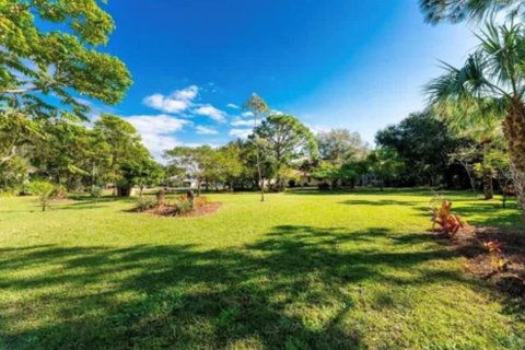 Land in Punta Gorda, Florida № 2115976 - photo 3