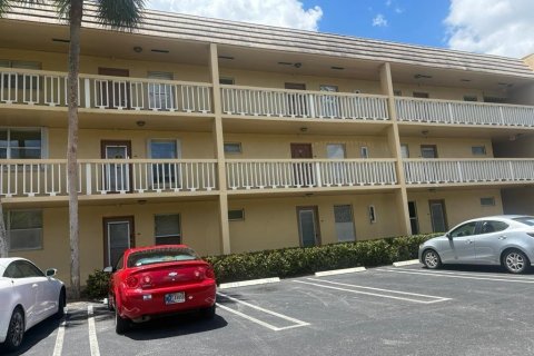 Copropriété à vendre à Tamarac, Floride: 1 chambre, 61.32 m2 № 2084428 - photo 6