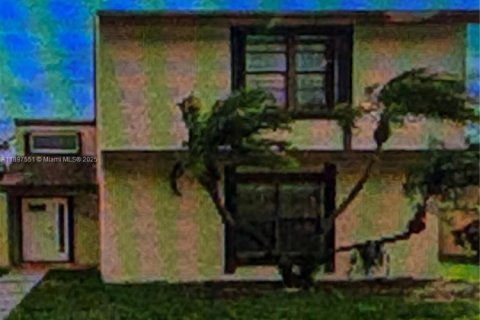 Adosado en alquiler en Miami, Florida, 3 dormitorios, 160.44 m2 № 1949380 - foto 1