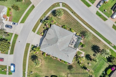 House in Land O' Lakes, Florida 4 bedrooms, 246.19 sq.m. № 2231173 - photo 20