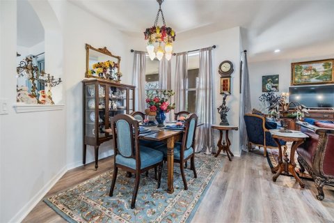 House in Land O' Lakes, Florida 4 bedrooms, 246.19 sq.m. № 2231173 - photo 7
