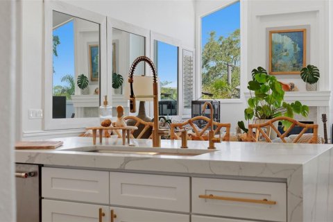 Villa ou maison à vendre à Tarpon Springs, Floride: 3 chambres, 185.53 m2 № 2345014 - photo 12