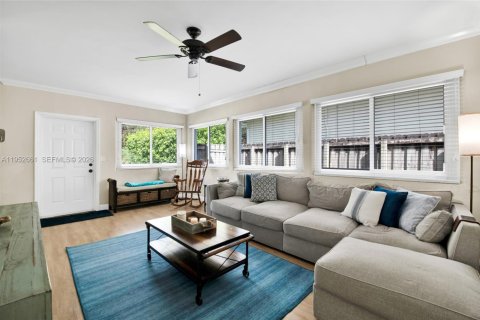 Casa en venta en Fort Lauderdale, Florida, 3 dormitorios, 118.36 m2 № 2008567 - foto 14