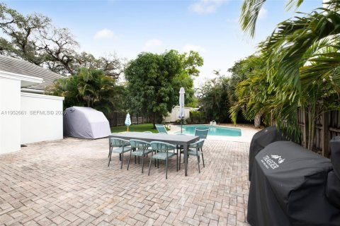 Casa en venta en Fort Lauderdale, Florida, 3 dormitorios, 118.36 m2 № 2008567 - foto 30