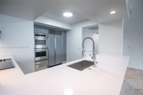 Condominio en venta en Aventura, Florida, 2 dormitorios, 185.9 m2 № 1867275 - foto 8