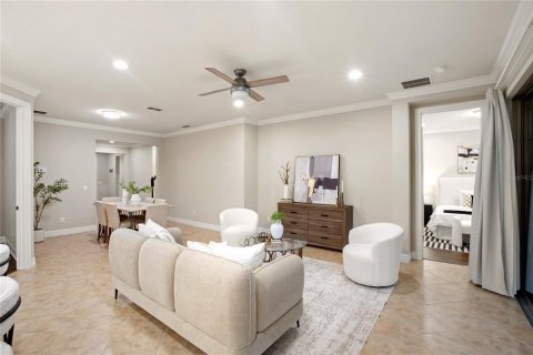 House in Orlando, Florida 3 bedrooms, 254.92 sq.m. № 1772277 - photo 14