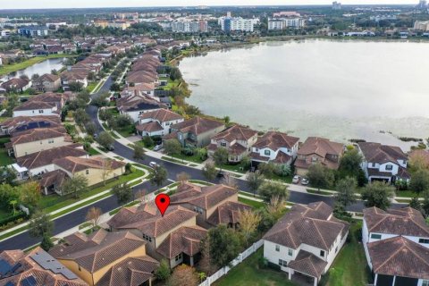 House in Orlando, Florida 3 bedrooms, 254.92 sq.m. № 1772277 - photo 5