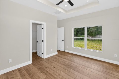 House in Deltona, Florida 4 bedrooms, 135.36 sq.m. № 2404701 - photo 12