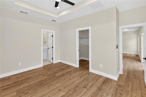 House in Deltona, Florida 4 bedrooms, 135.36 sq.m. № 2404701 - photo 14