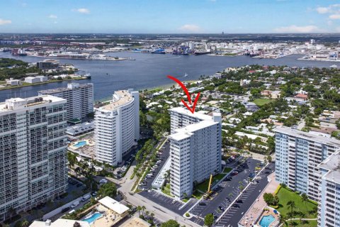 Copropriété à vendre à Fort Lauderdale, Floride: 1 chambre, 74.79 m2 № 2353034 - photo 28
