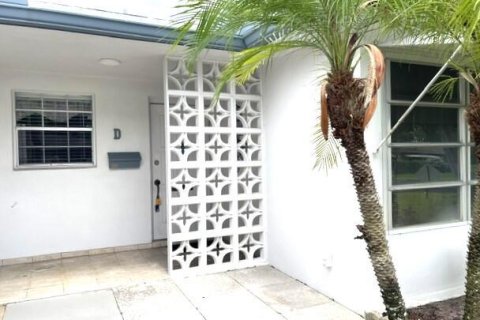 Condo in Delray Beach, Florida, 2 bedrooms  № 2276319 - photo 2