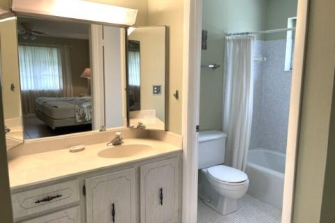 Condo in Delray Beach, Florida, 2 bedrooms  № 2276319 - photo 26