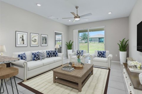 House in Wildwood, Florida 3 bedrooms, 139.73 sq.m. № 2091720 - photo 10
