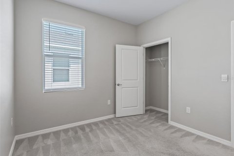 House in Wildwood, Florida 3 bedrooms, 139.73 sq.m. № 2091720 - photo 21