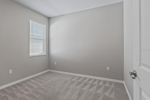 House in Wildwood, Florida 3 bedrooms, 139.73 sq.m. № 2091720 - photo 17