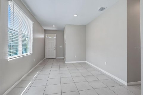 House in Wildwood, Florida 3 bedrooms, 139.73 sq.m. № 2091720 - photo 4
