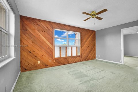 Купить кондоминиум в Форт-Лодердейл, Флорида 2 спальни, 118.91м2, № 1969464 - фото 14