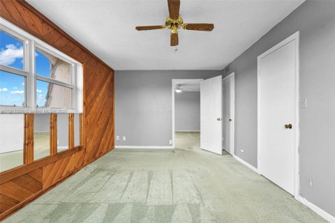 Купить кондоминиум в Форт-Лодердейл, Флорида 2 спальни, 118.91м2, № 1969464 - фото 13