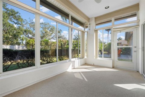 House in Bradenton, Florida 2 bedrooms, 164.16 sq.m. № 2200002 - photo 13