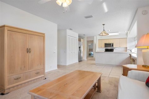 House in Bradenton, Florida 2 bedrooms, 164.16 sq.m. № 2200002 - photo 27