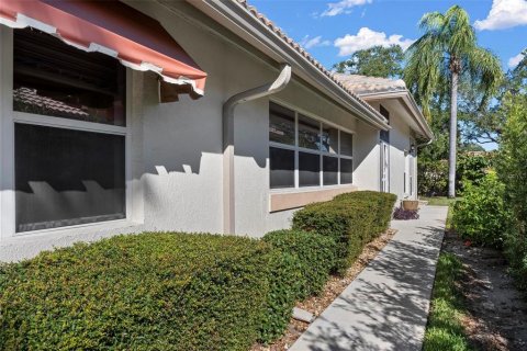 House in Bradenton, Florida 2 bedrooms, 164.16 sq.m. № 2200002 - photo 6