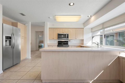 House in Bradenton, Florida 2 bedrooms, 164.16 sq.m. № 2200002 - photo 21
