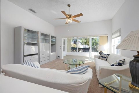 House in Bradenton, Florida 2 bedrooms, 164.16 sq.m. № 2200002 - photo 8